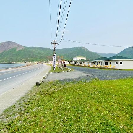 مونت سانت بيير Chalets Bernatchez المظهر الخارجي الصورة